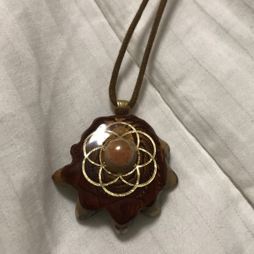 Amber third eye pine cone